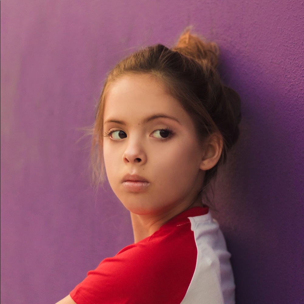 Meet your Posher, Estefania